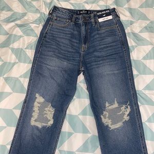 Hollister high-rise mom jeans: size 7R